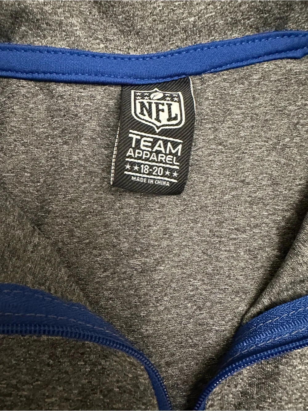 NFL Team Apparel Buffalo Bills Youth XL 18-20 Quarter-Zip Active Pullover Shirt